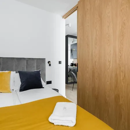 Niedzialkowskiego 25 Stary Browar Center By Renters Prestige *